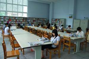 A区图书馆现刊室